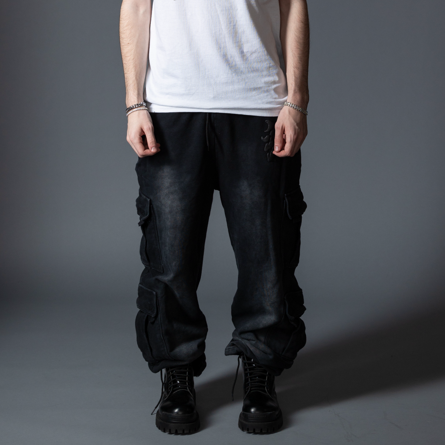 Traverse Cargo Sweatpants V2 (Black)