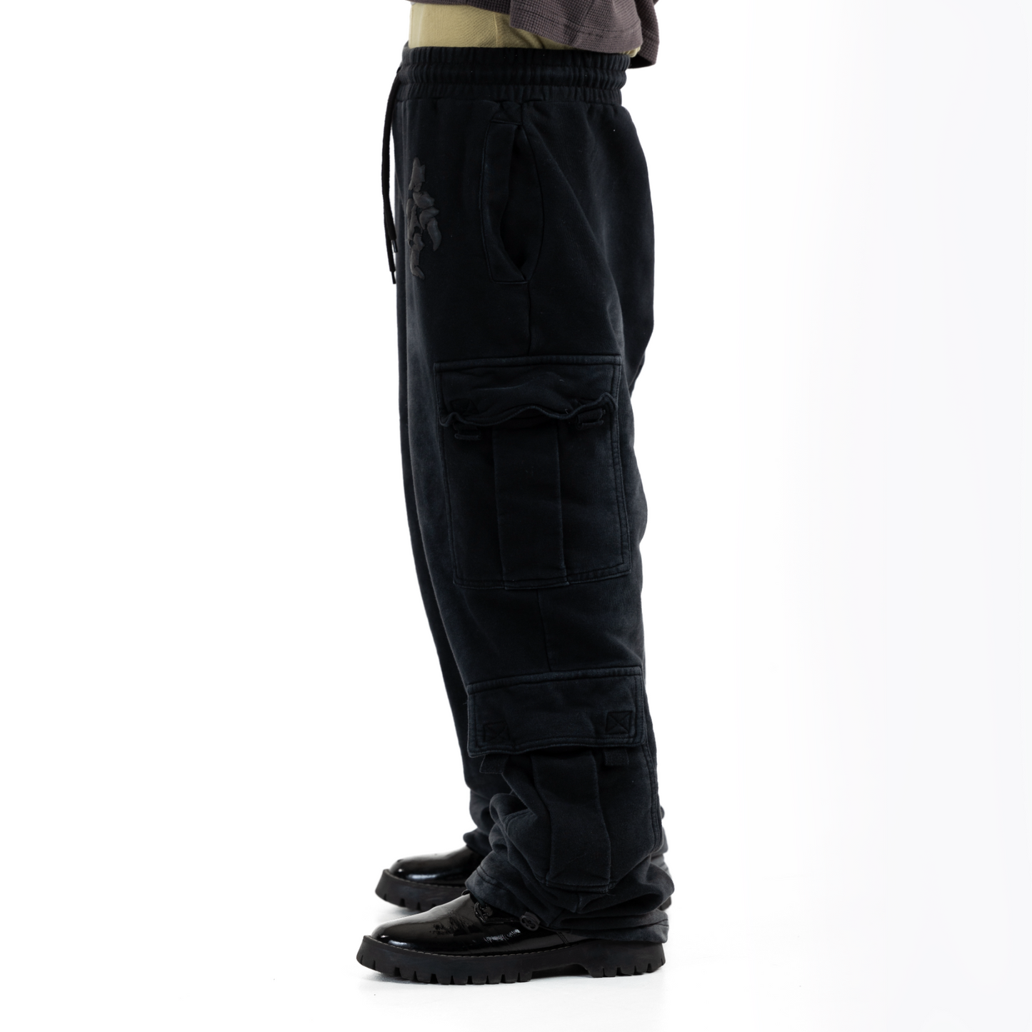 Traverse Cargo Sweatpants V2 (Black)