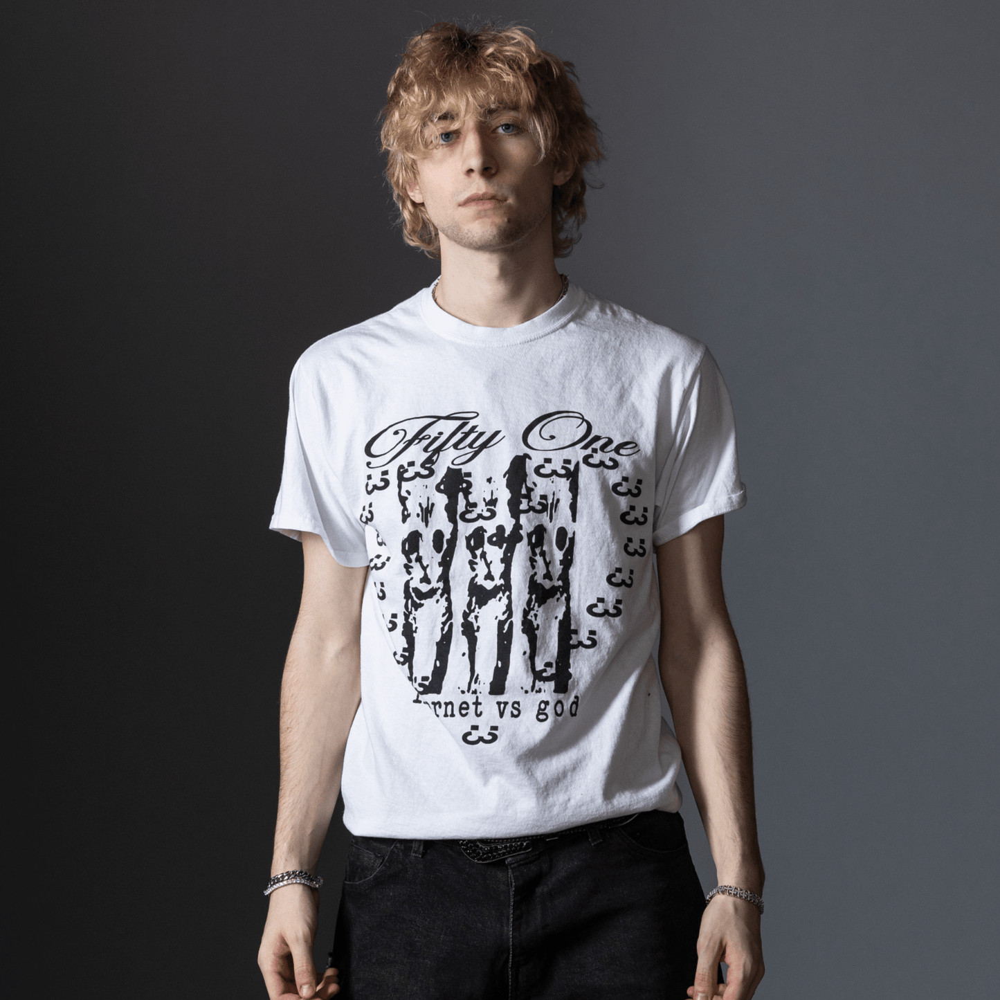 Vs god Tee - FIFTYONEBRAND